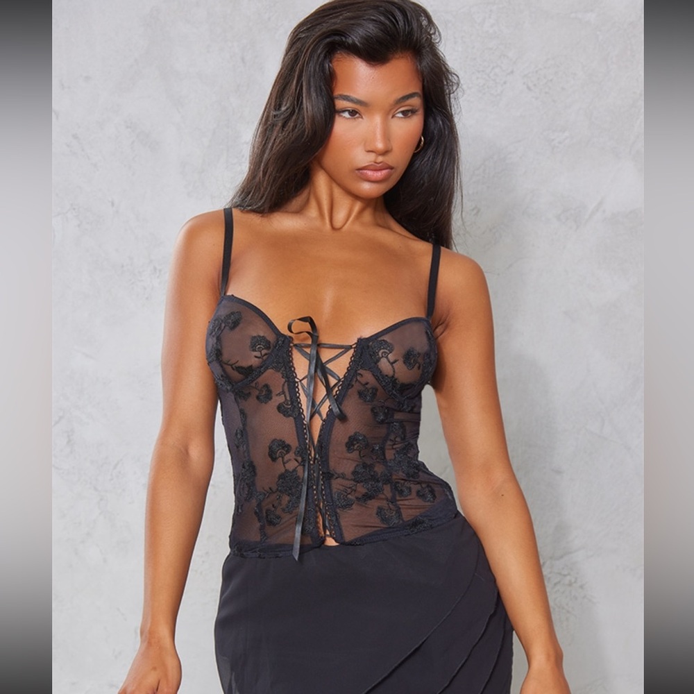 Black mesh floral embroidered lace up corset